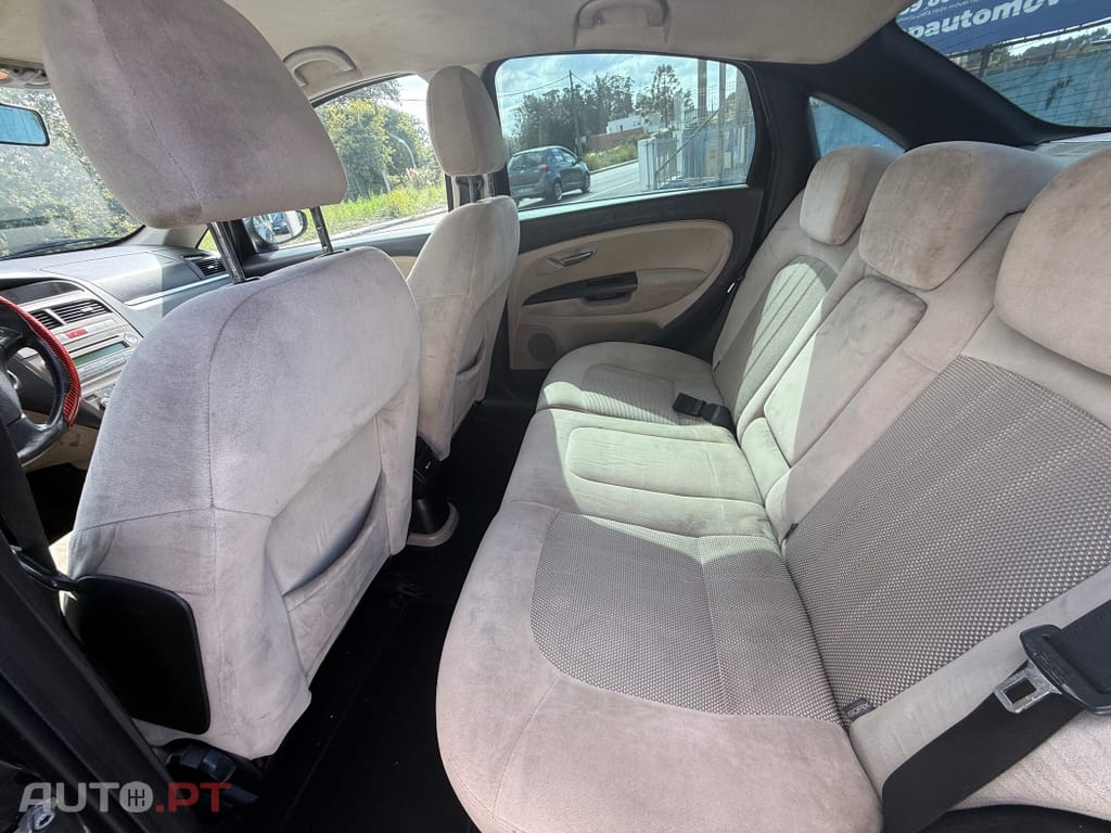 Fiat Linea 1.3 M-Jet Emotion