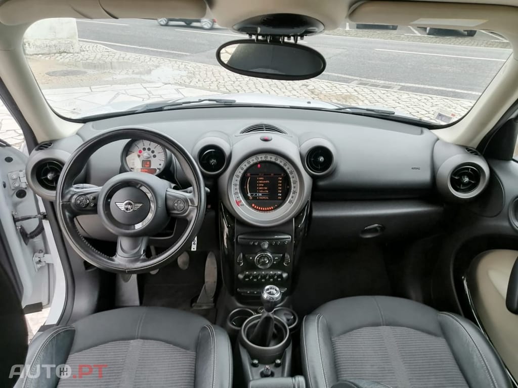 MINI Countryman One D