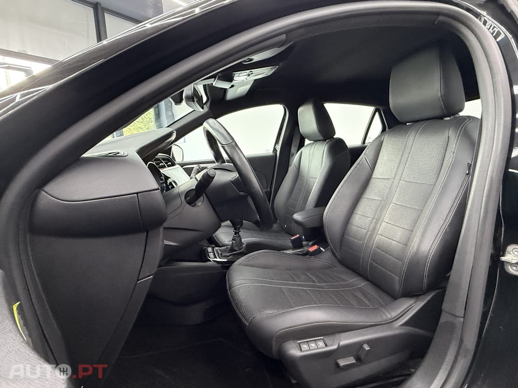 Opel Corsa 1.2 T GS Line