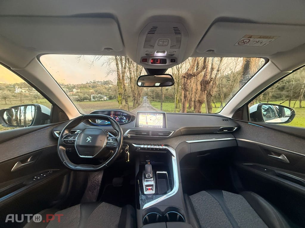 Peugeot 3008 1.2 PureTech Allure EAT6