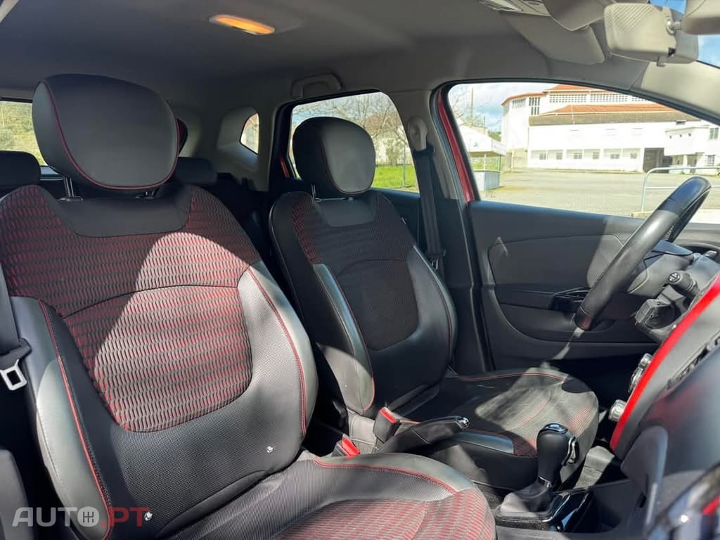 Renault Captur 1.2 TCe Exclusive EDC