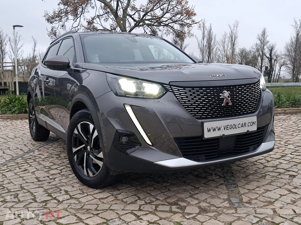 Peugeot 2008 PureTech 130 Allure Pack