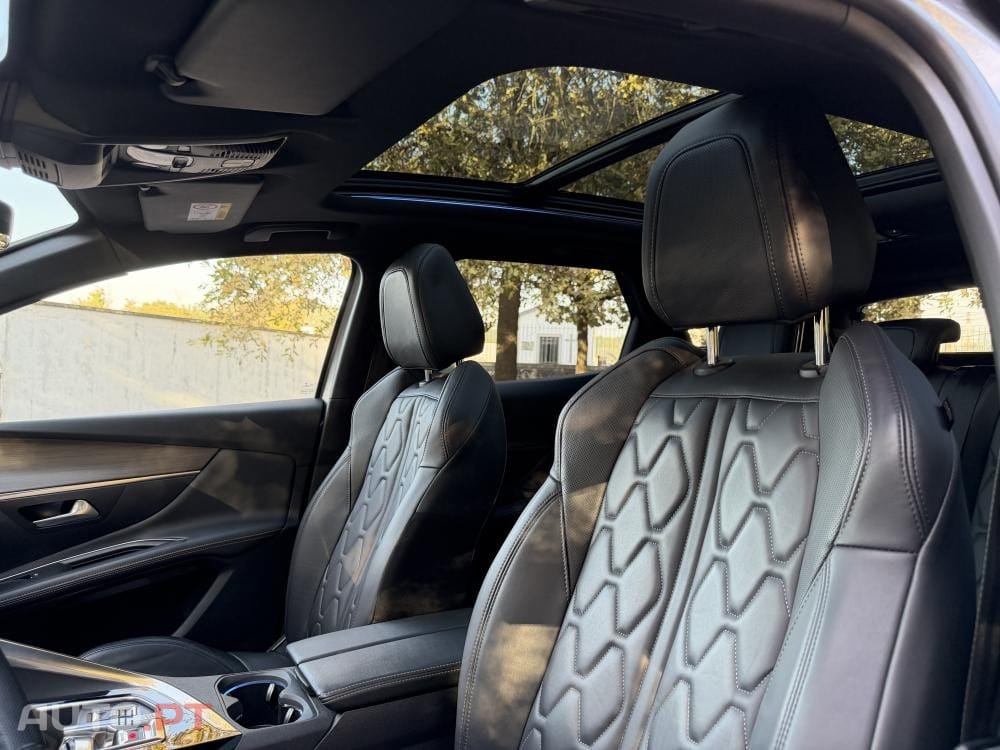 Peugeot 3008 1.6 Hybrid GT Pack e-EAT8