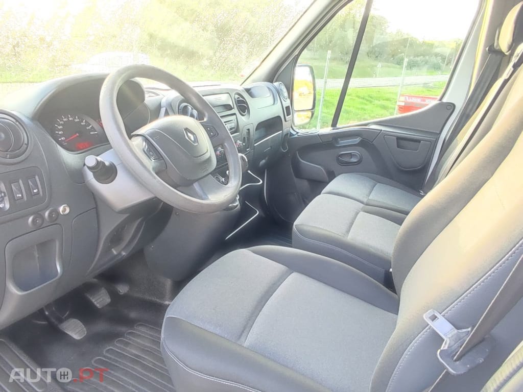 Renault Master 2.3 dCi L2H2 3.5T — fotografia 6