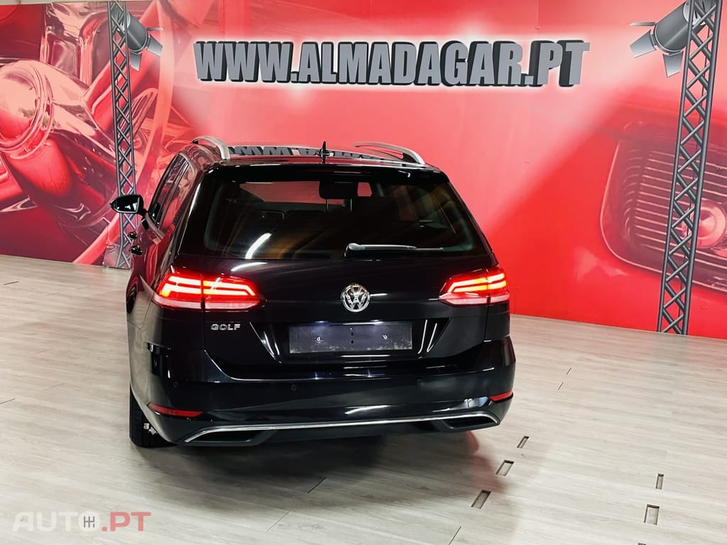 Volkswagen Golf Variant 1.0 TSI Confortline DSG