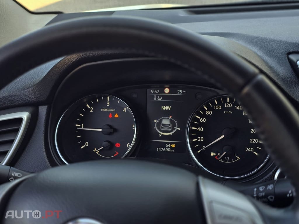 Nissan Qashqai 1.5 dCi N-Connecta 18 RS+PS