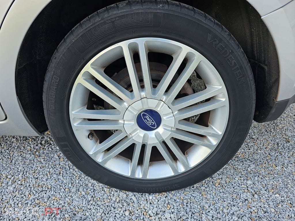 Ford C-Max Guia