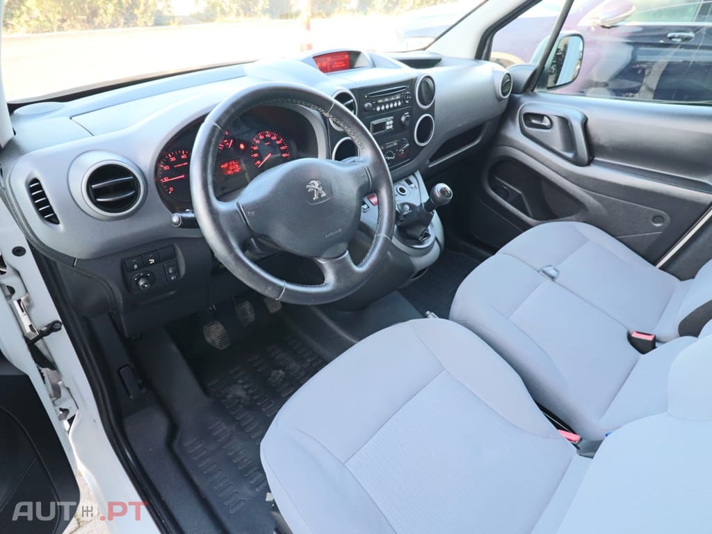 Peugeot Partner 1.6 BlueHDi L1 Asphalt