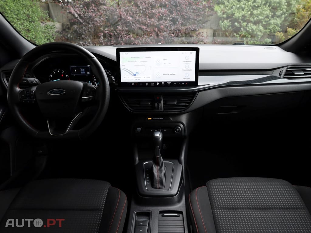 Ford Focus 1.0 EcoBoost MHEV ST-Line Aut