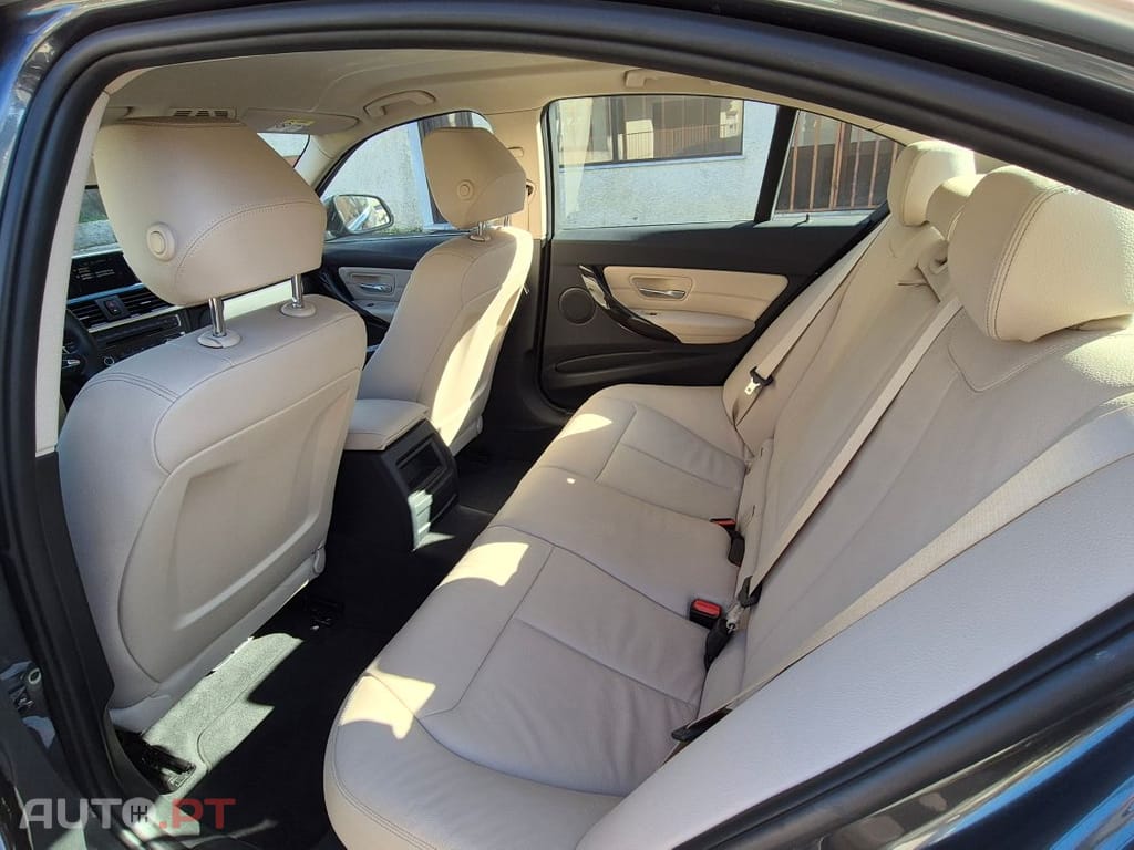 BMW 320 320D Line Modern