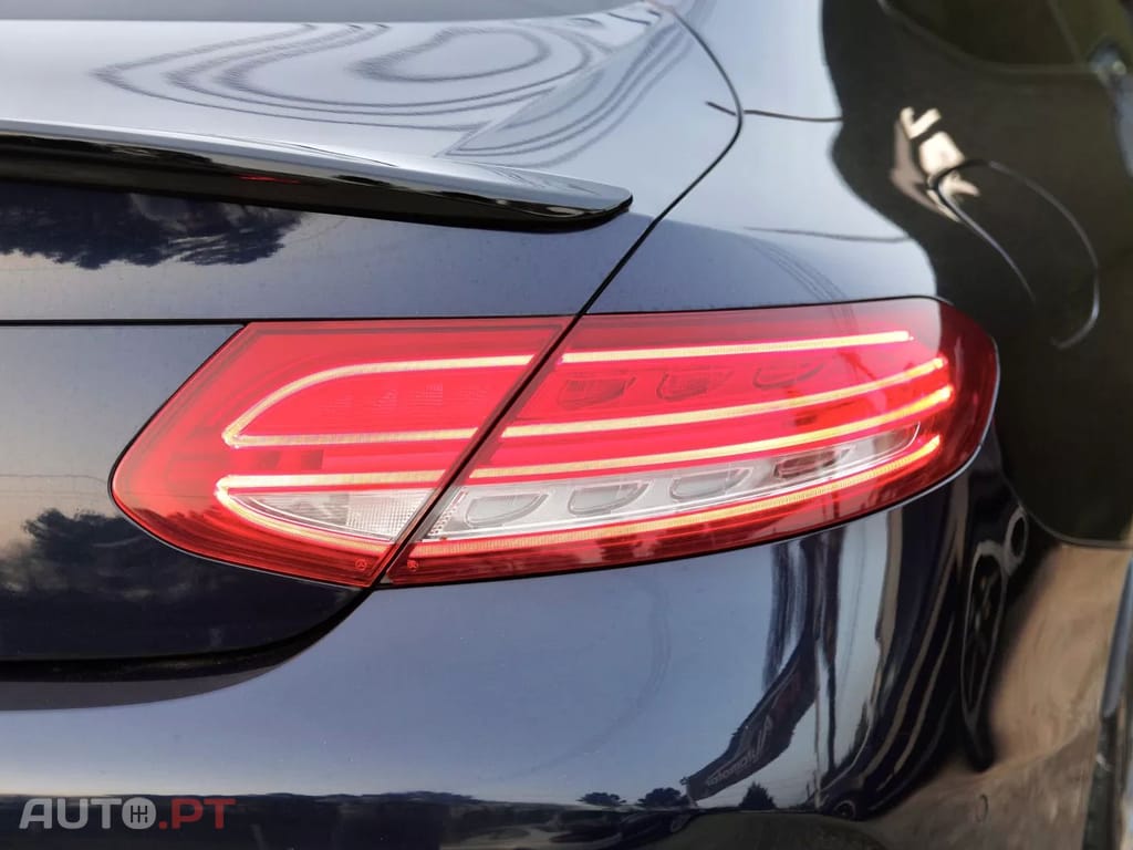 Mercedes-Benz C 220 D COUPÉ LUXURY AUTO