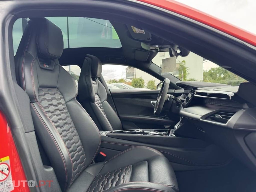Audi RS E-Tron GT quattro