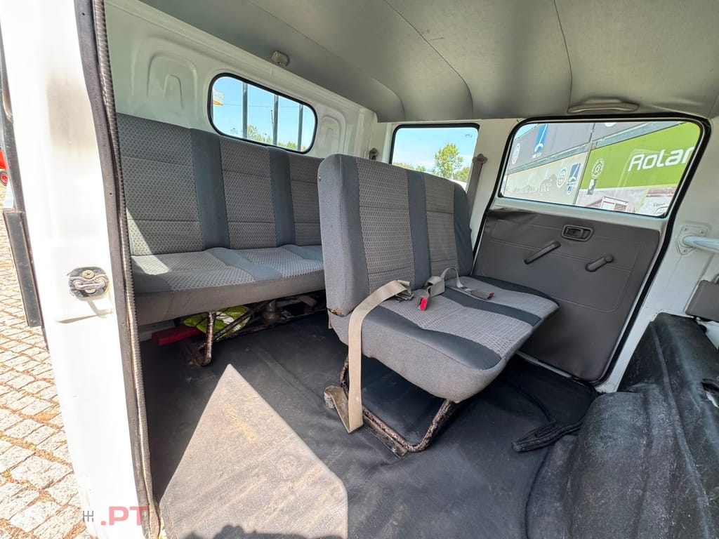 Nissan Cabstar 9 LUGARES + CAIXA ABERTA