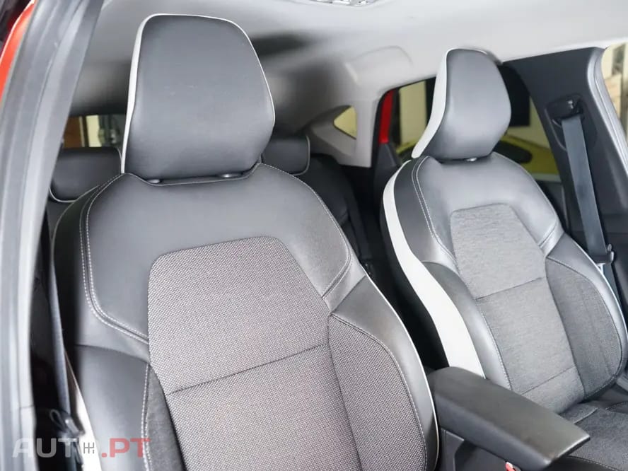 Renault Captur 1.0 TCe Intens