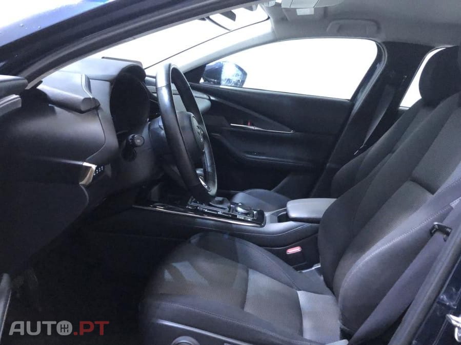 Mazda CX-30 2.0 Skyactiv-X  M Style