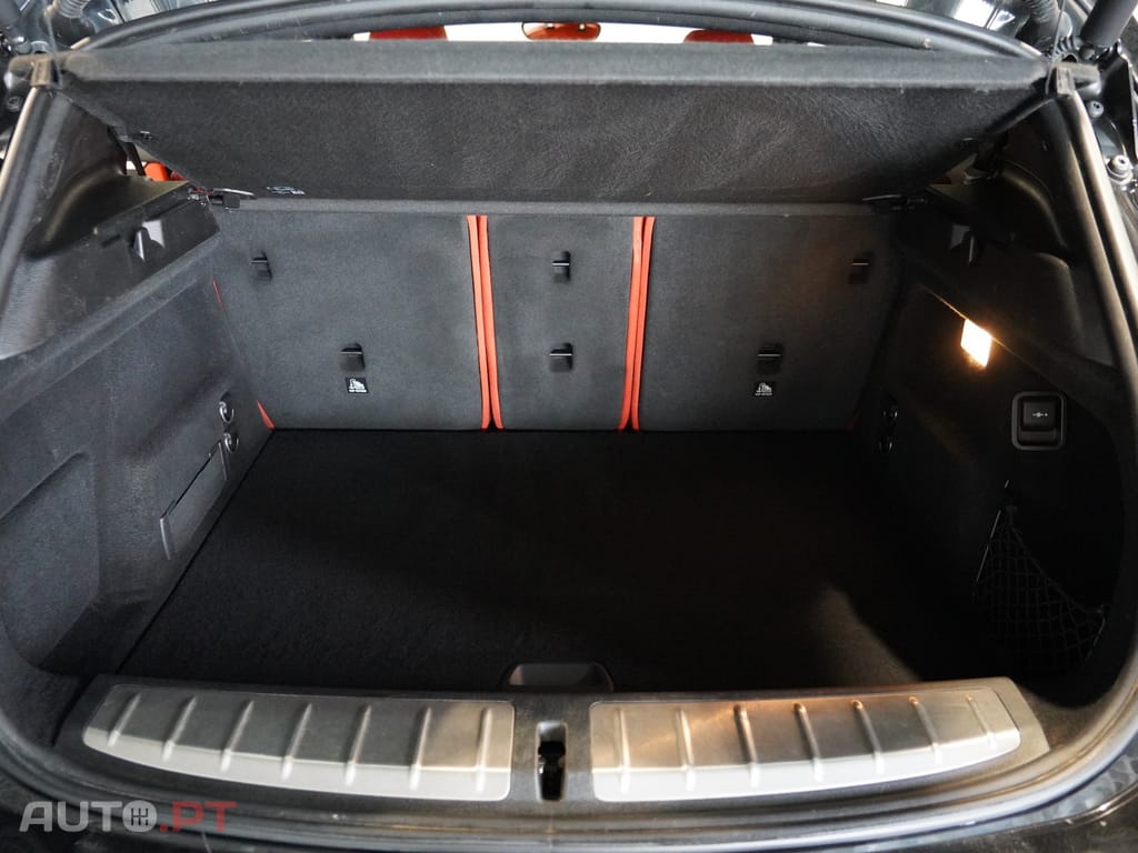 BMW X2 18 i sDrive Advantage