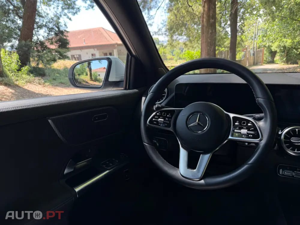 Mercedes-Benz GLA 250 e 8G-DCT Special Edition