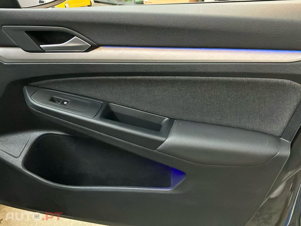 Volkswagen Golf 1.0 TSI Life