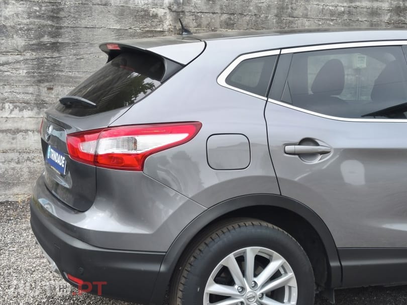 Nissan Qashqai 1.5 dCi N-Connecta