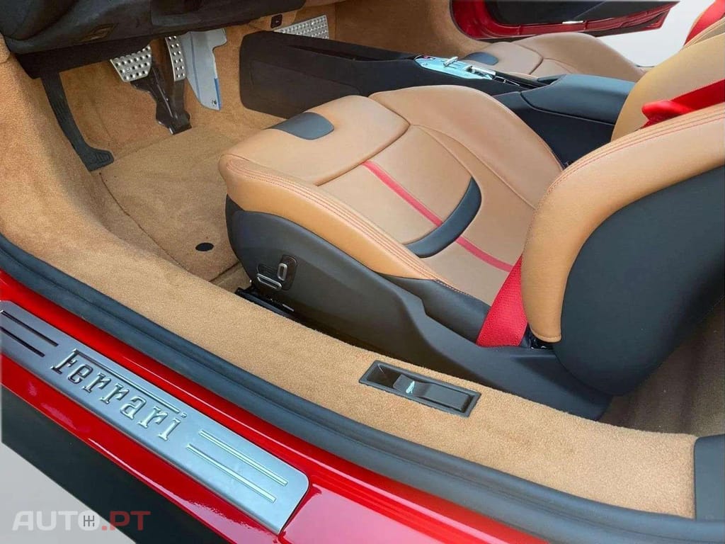 Ferrari SF90 STRADALE