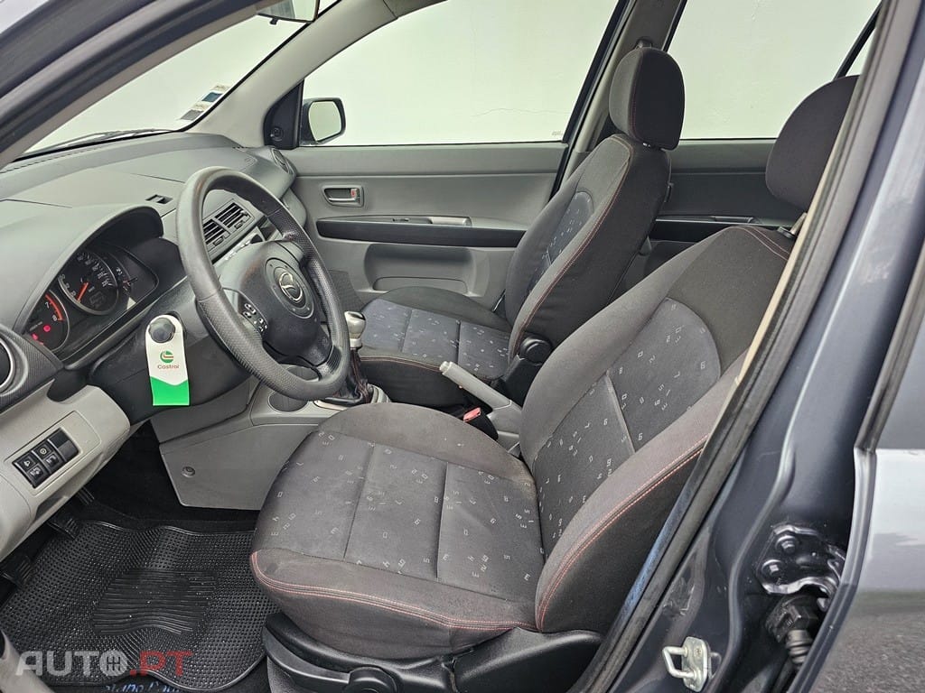 Mazda 2 1.25 Comfort + AC
