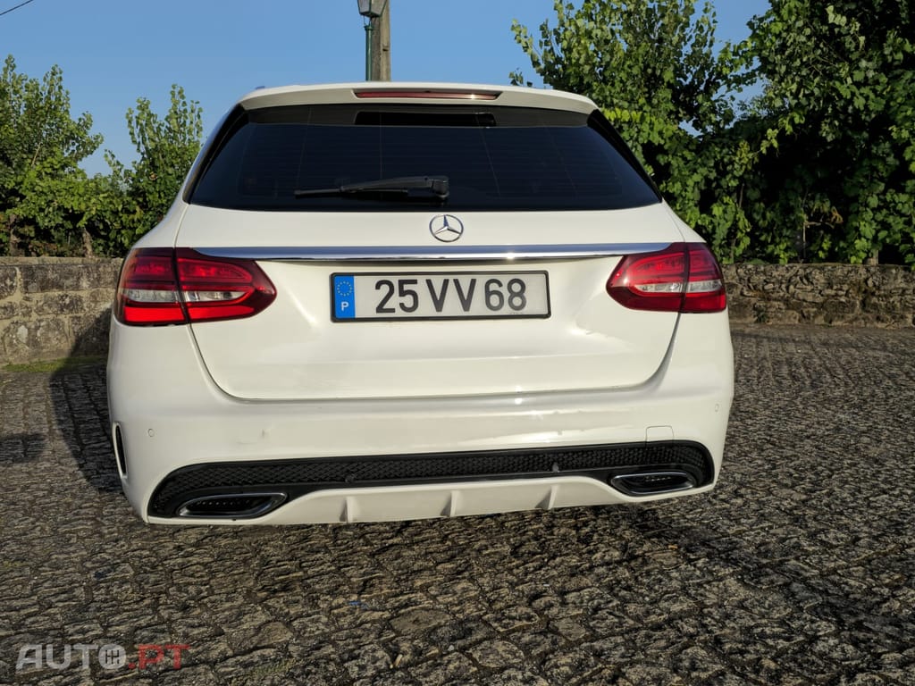 Mercedes-Benz C 200 AMG Automática