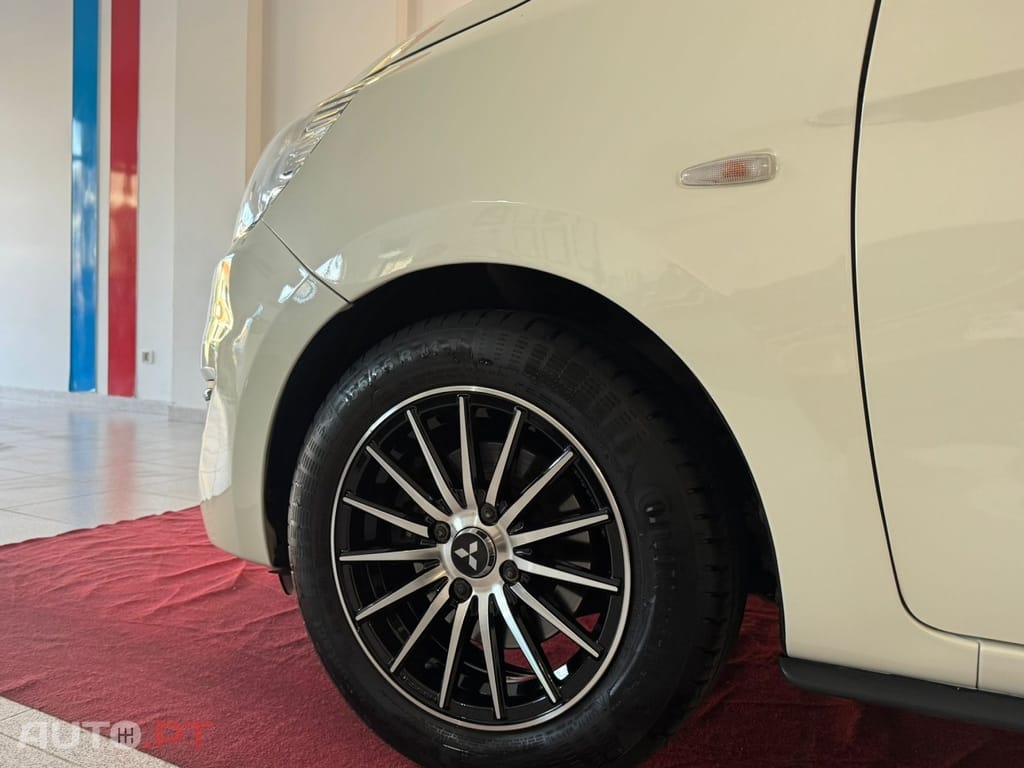 Mitsubishi Space Star 1.2 Intense