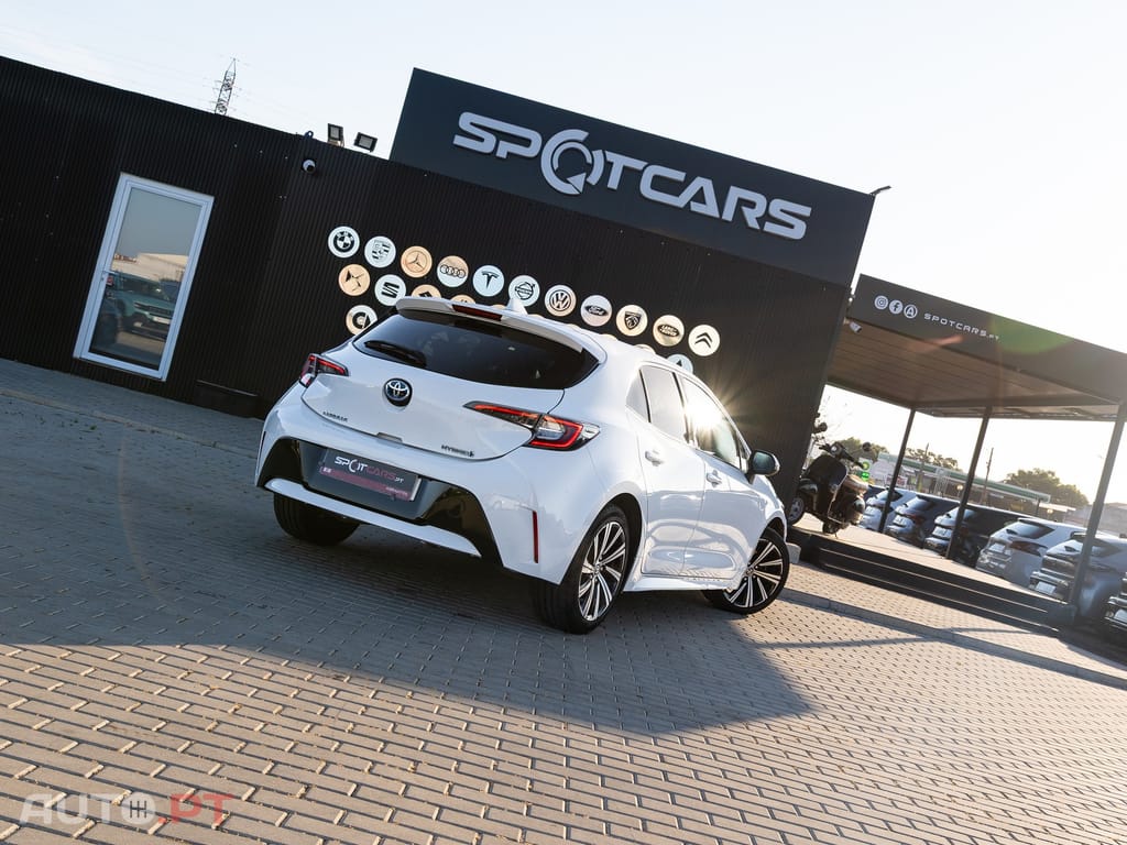 Toyota Corolla 1.8 Hybrid Comfort+P.Sport