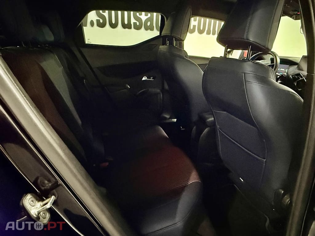 DS DS3 Crossback E-TENSE PERFORMANCE LINE