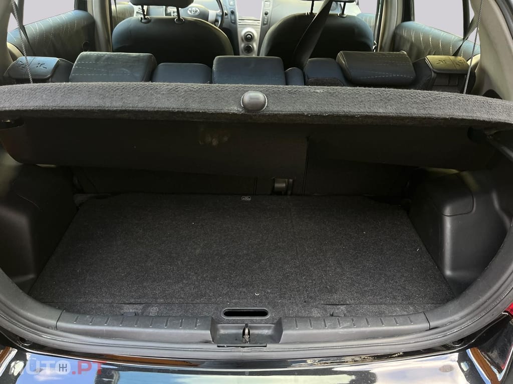 Toyota Yaris 1.4D 4D
