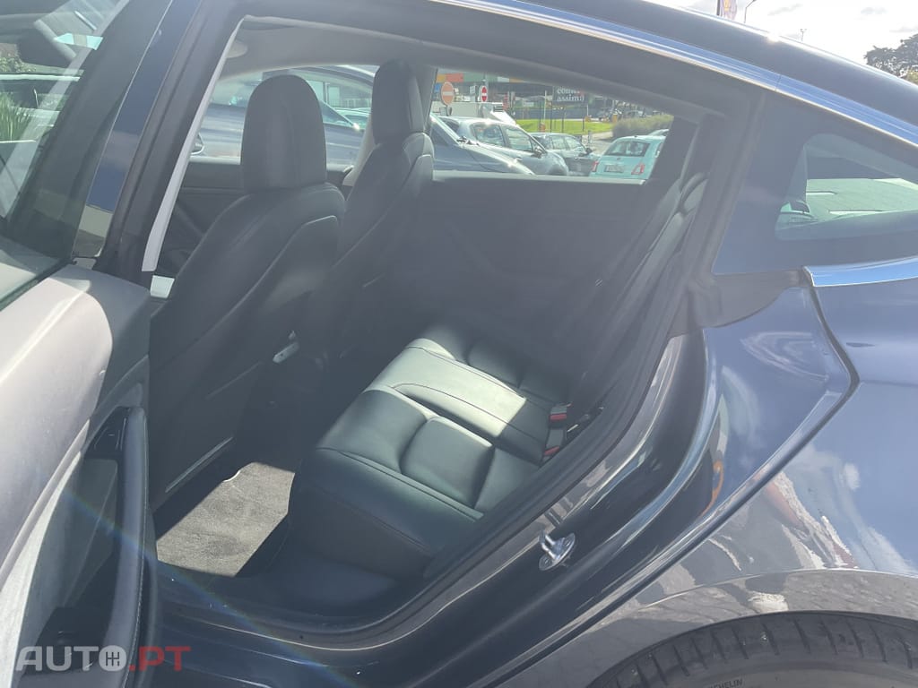 Tesla Model 3 Standard RWD Plus