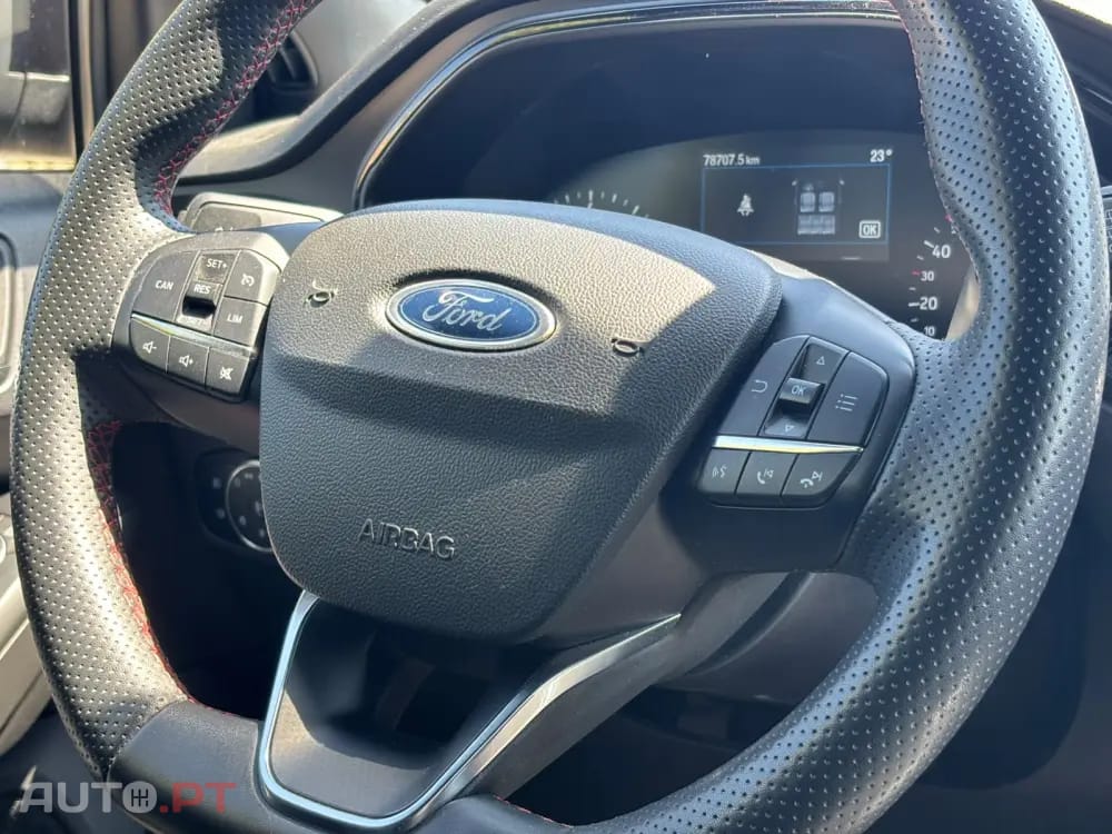 Ford Focus 1.0 EcoBoost MHEV ST-Line