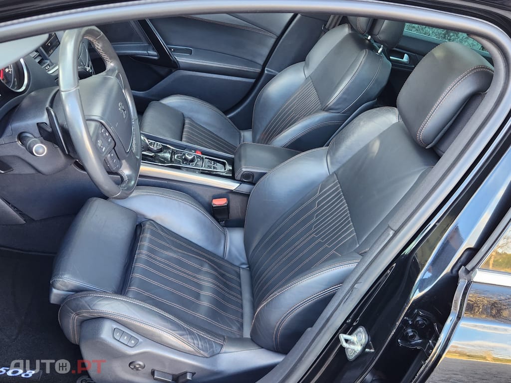 Peugeot 508 RXH 2.0 HDi Hybrid4 2-Tronic