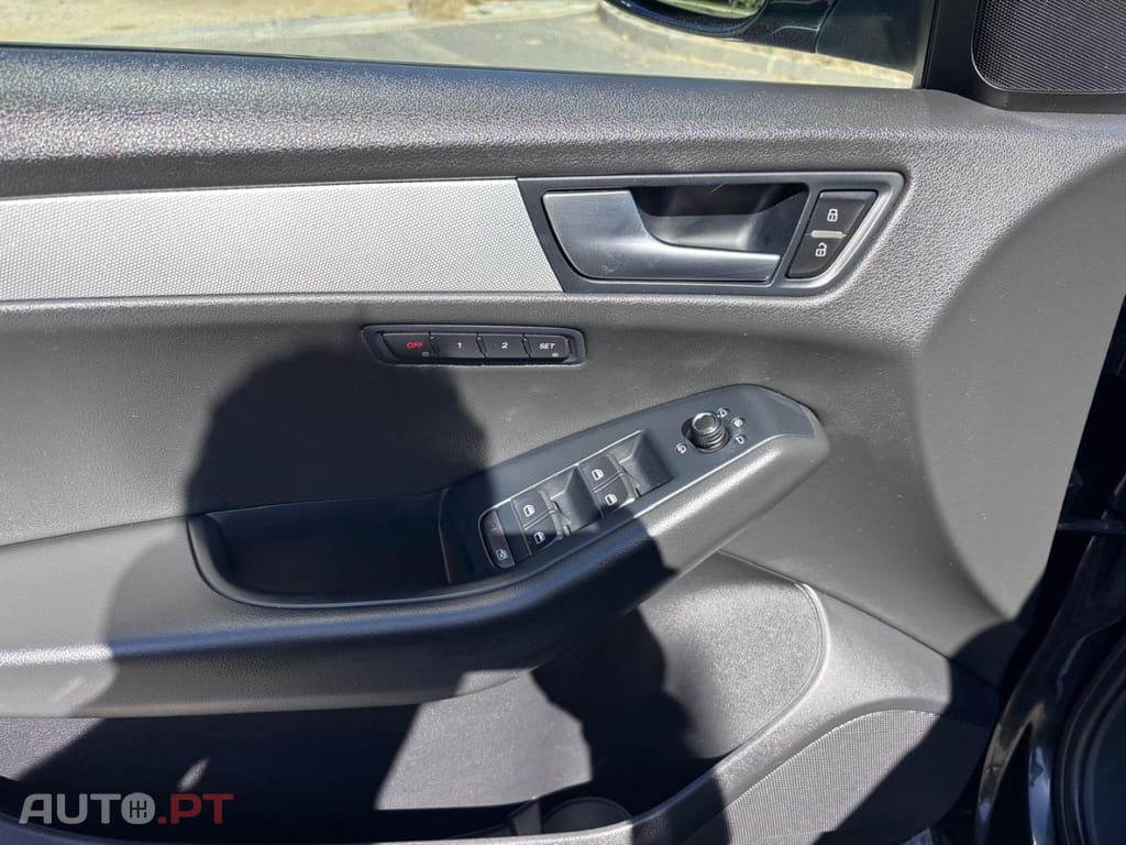 Audi Q5 2.0 TDI S-line S-tronic — fotografia 16