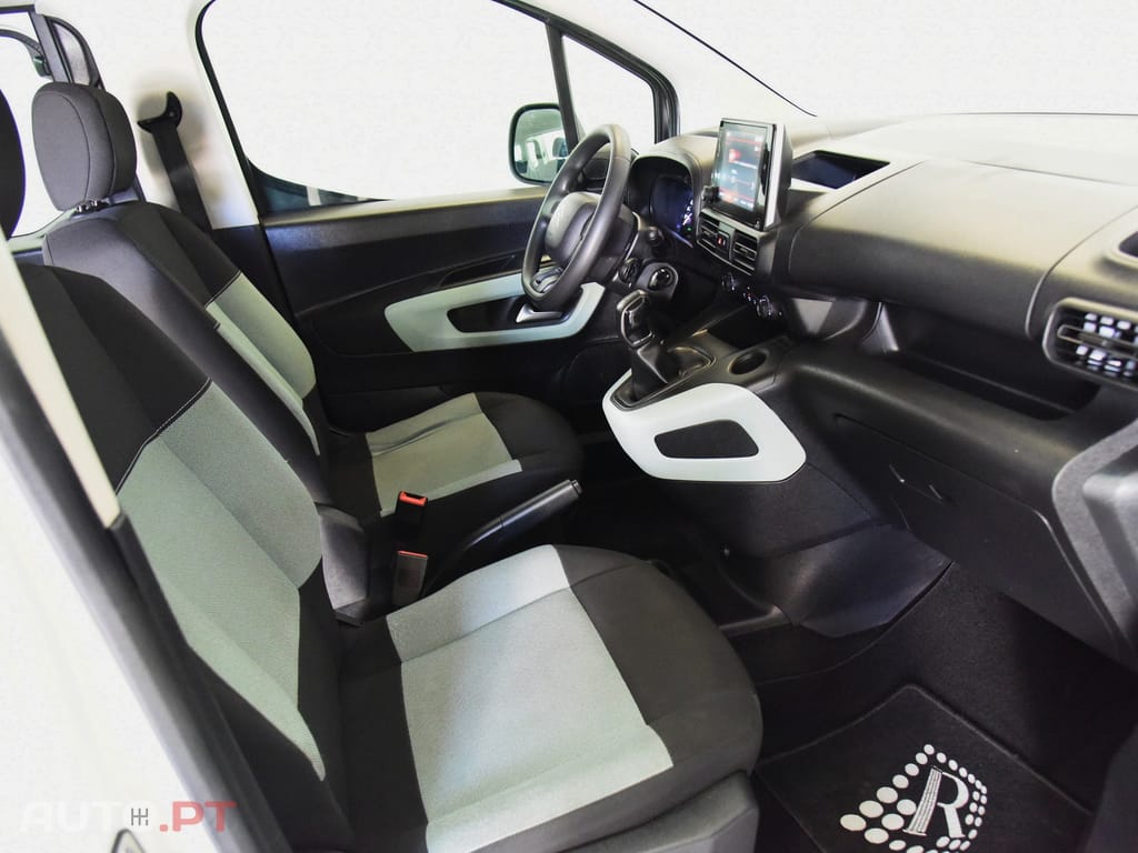 Citroen Berlingo 1.5 BlueHDi XL Feel 7L
