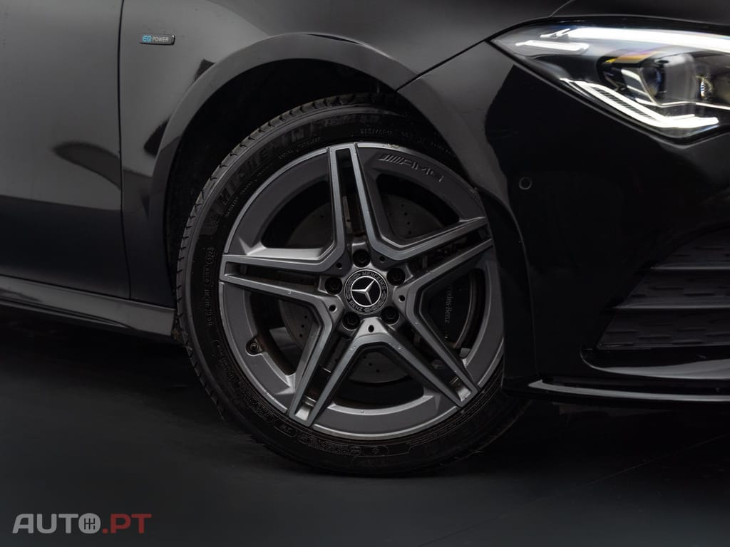 Mercedes-Benz CLA 250 e Shooting Brake AMG Line