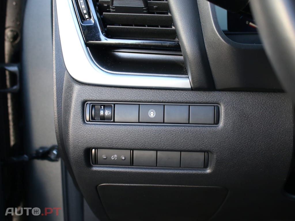 Nissan X-Trail 1.5 e-Power N-Connecta 7L e-4force