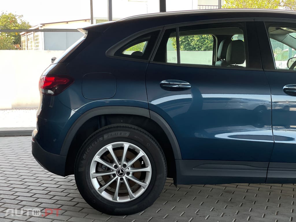 Mercedes-Benz GLA 250 e Progressive