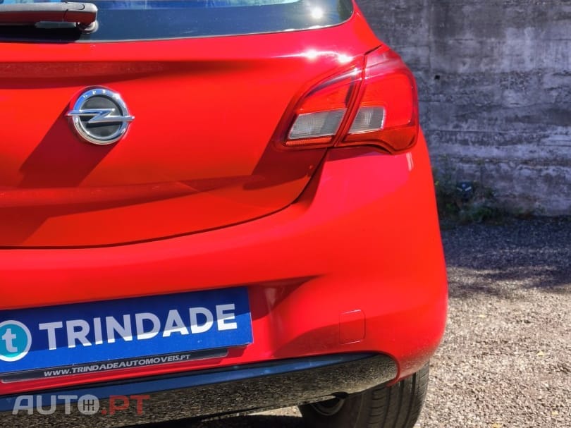 Opel Corsa 1.2 Color Edition — fotografia 10