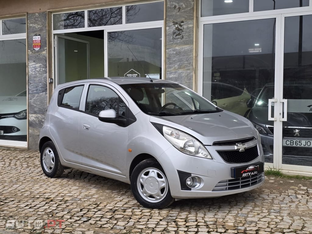 Chevrolet Spark 1.0 L