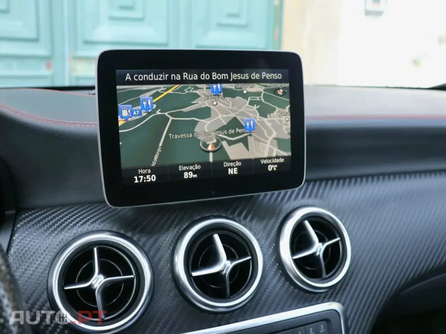 Mercedes-Benz A 180 AMG Line
