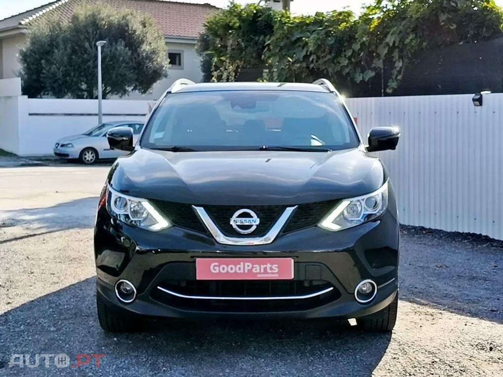Nissan Qashqai 1.5 dCi N-Connecta RS+PS