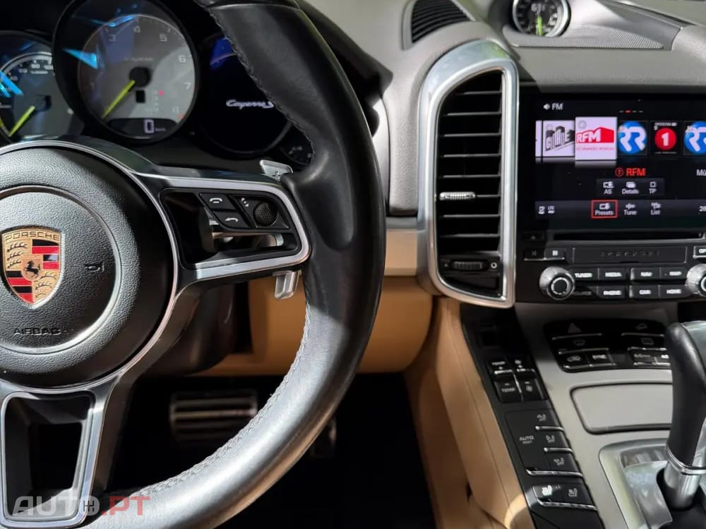 Porsche Cayenne S E-Hybrid Platinum Edition