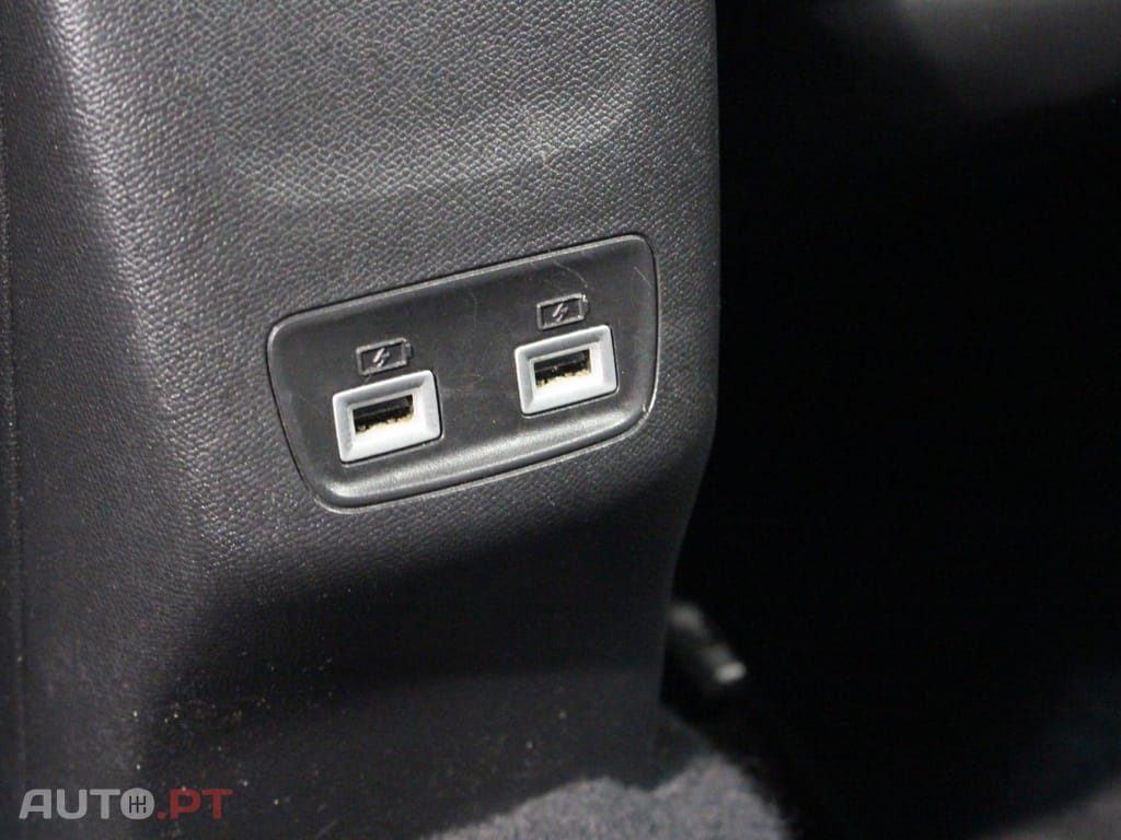 Peugeot 2008 1.2 PureTech GT EAT8