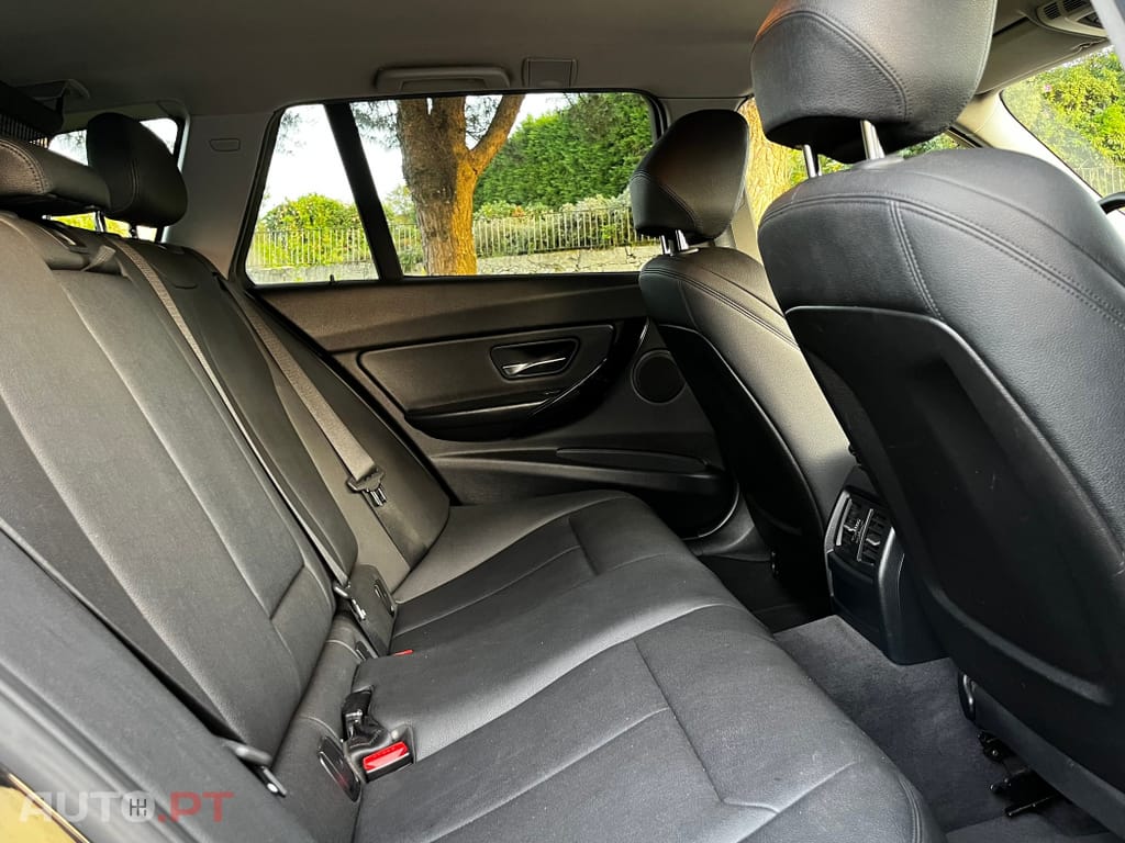 BMW 318 d Touring Line Sport