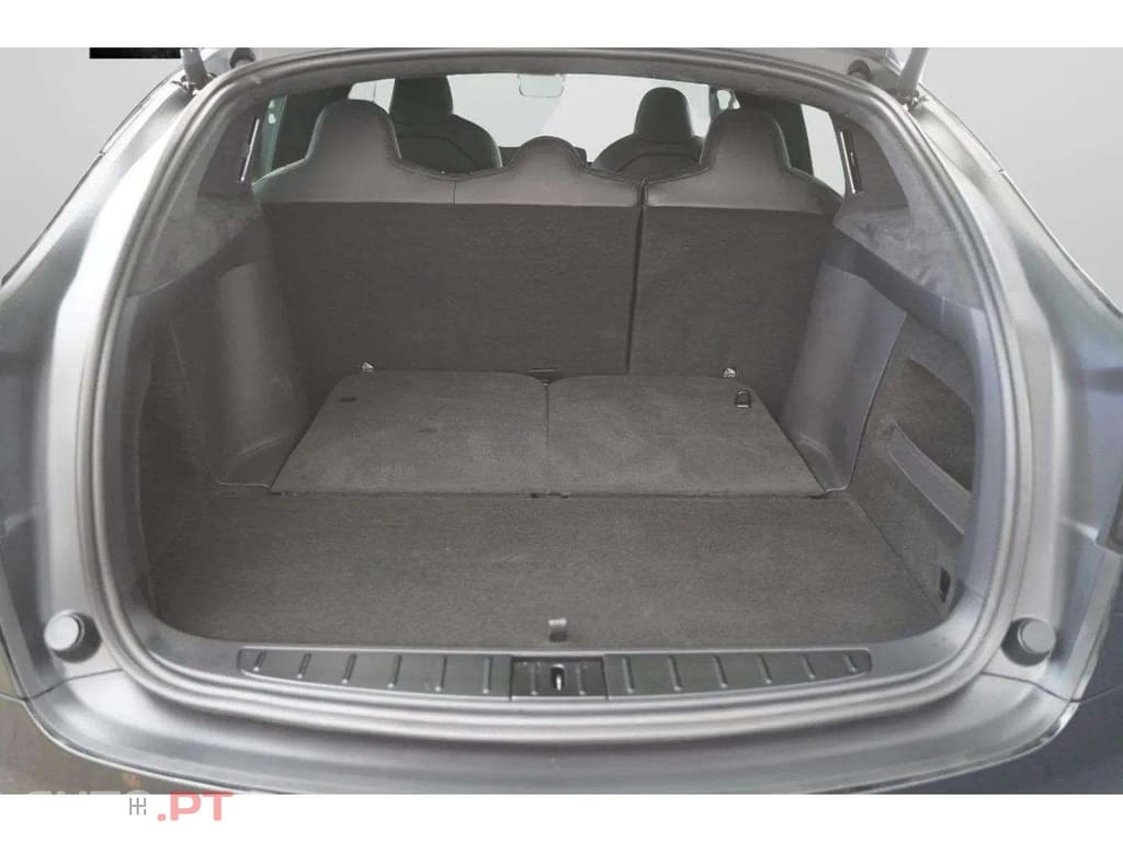 Tesla Model X Long Range
