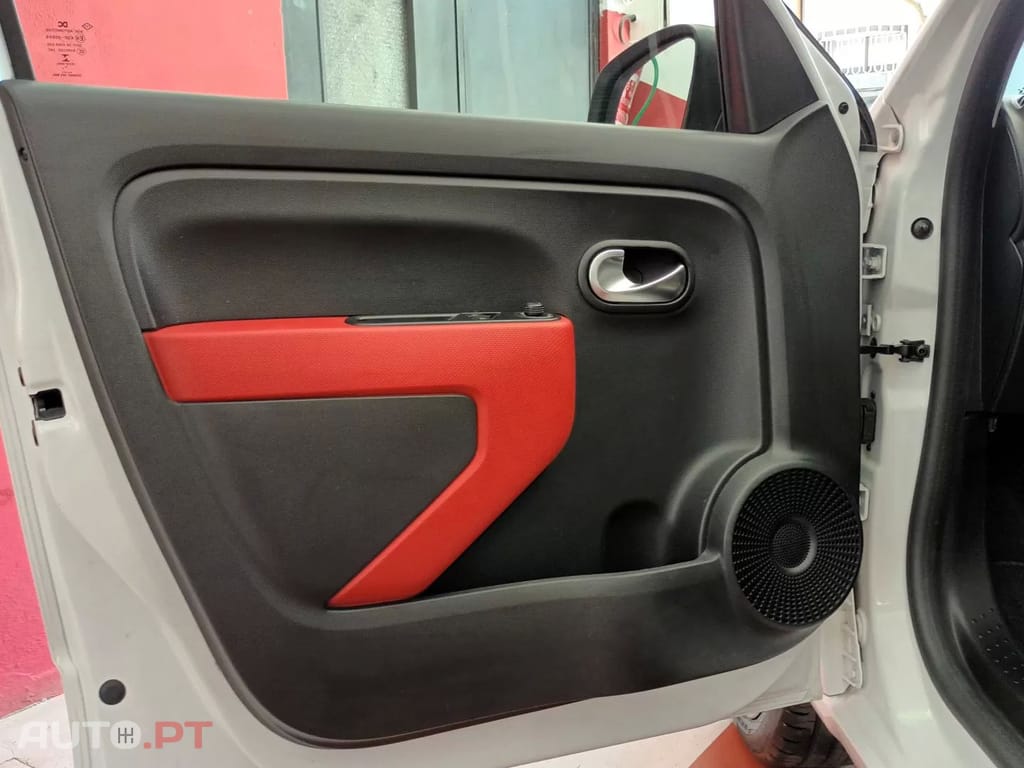 Renault Twingo 0.9 TCe Sport