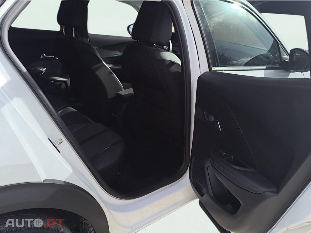 Peugeot 2008 1.2 PureTech Allure