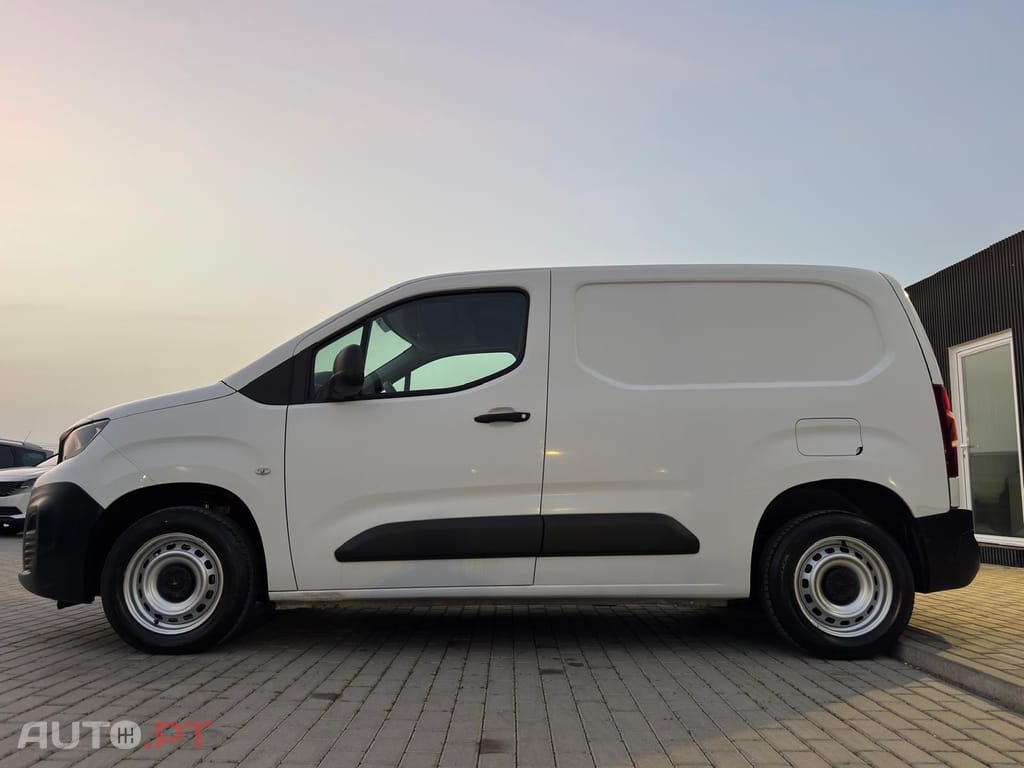 Peugeot Partner 1.6 BlueHDi L1 Pro 3L