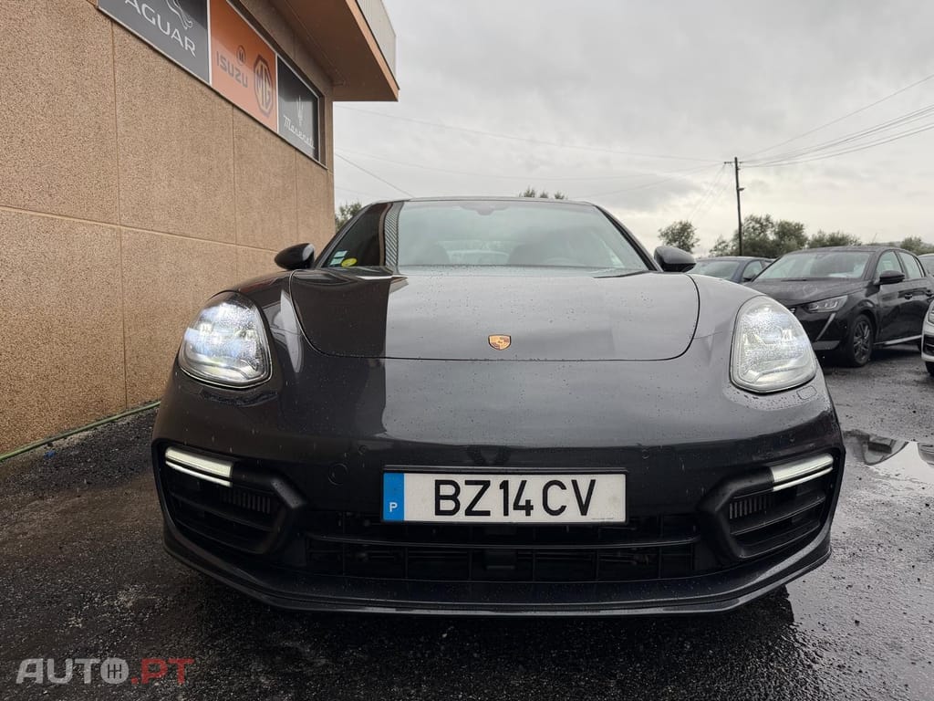 Porsche Panamera 4 S